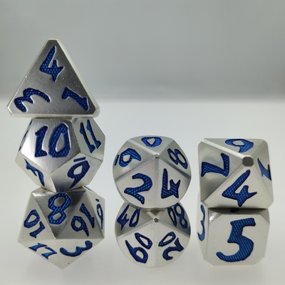 Портативная ручная плашка RPG Dice отполированная рукой износостойкого многогранника 7