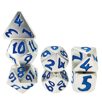 Оптовая Glow Green Metal DND Dice Набор из 7 нетоксичных многогранных игральных костей Светло-голубой материал
