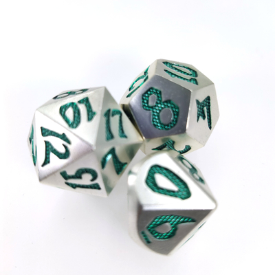 Мини-игральные кости DND из цинкового сплава Износостойкие Набор игральных костей ручной работы для DND или RPG