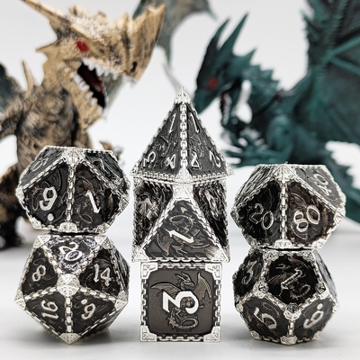 Многогранные металлические RPG кости Летающий дракон Твердый гладкий дракон DND