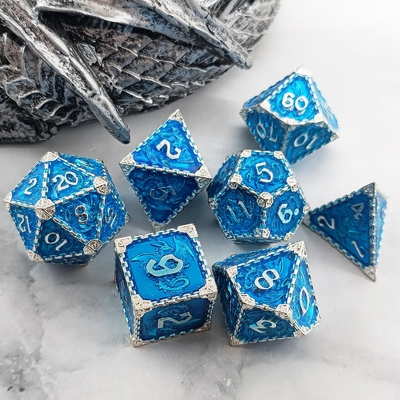 Многогранные металлические RPG кости Летающий дракон Твердый гладкий дракон DND