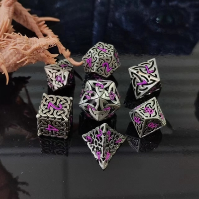 Переплетенная пустая DND RPG Металлические кости Дракон и подземная городская настольная игра