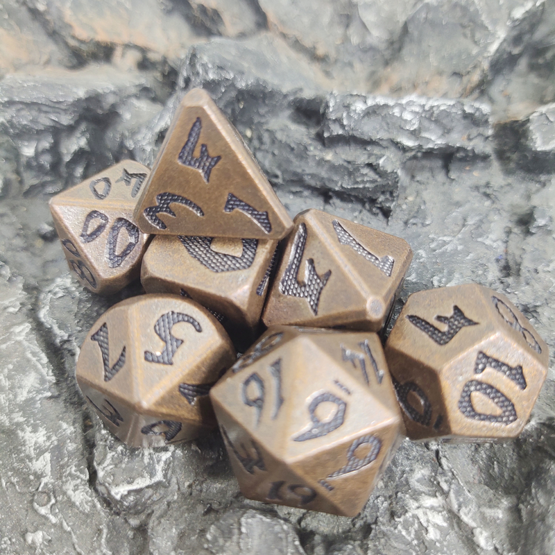 Кость RPG Multi цвета настольной игры DND латунная Polyhedral установила кость меди носки устанавливает